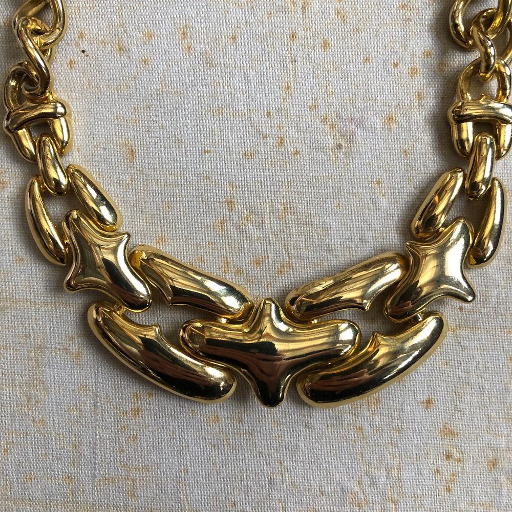 Striking Vintage Statement Necklace - Picture 2 of 3